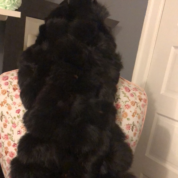 Fur Pom Pom scarf - Picture 2 of 9